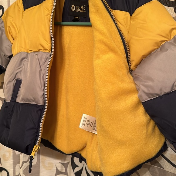 NWT multi colored winter jacket, fleece lined - Picture 8 of 9